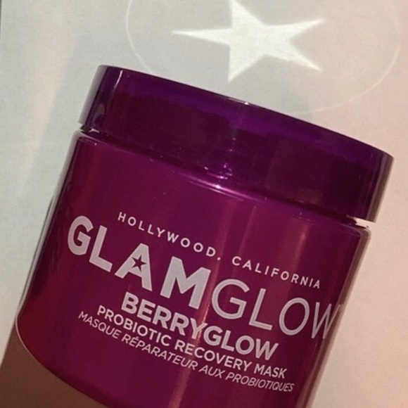 GLAMGLOW BERRYGLOW PROBIOTIC RECOVERY MASK - Picture 1 of 2